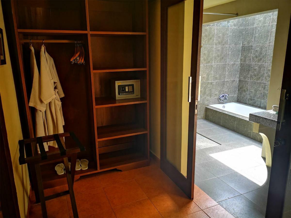 Villa With Private Pool At Villa Nirvana Ubud ภายนอก รูปภาพ