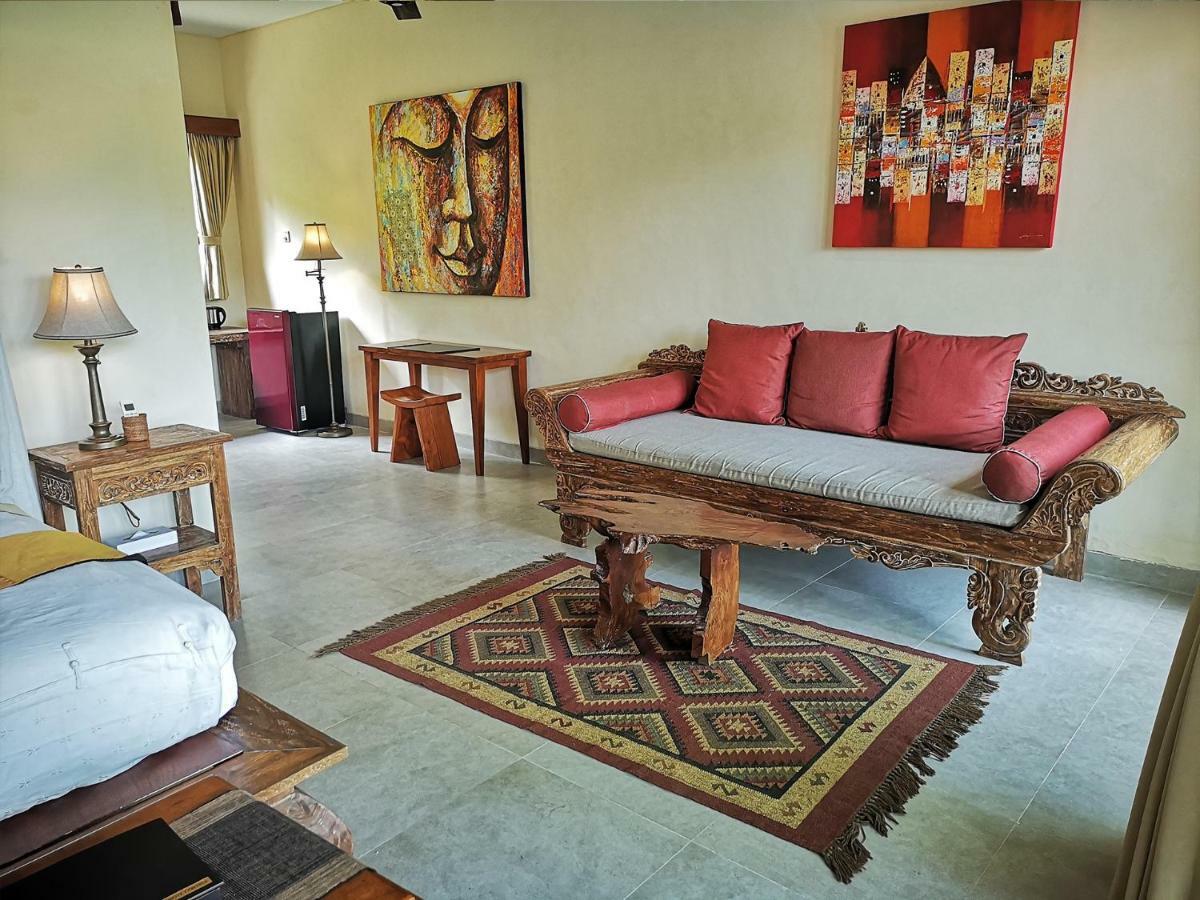 Villa With Private Pool At Villa Nirvana Ubud ภายนอก รูปภาพ